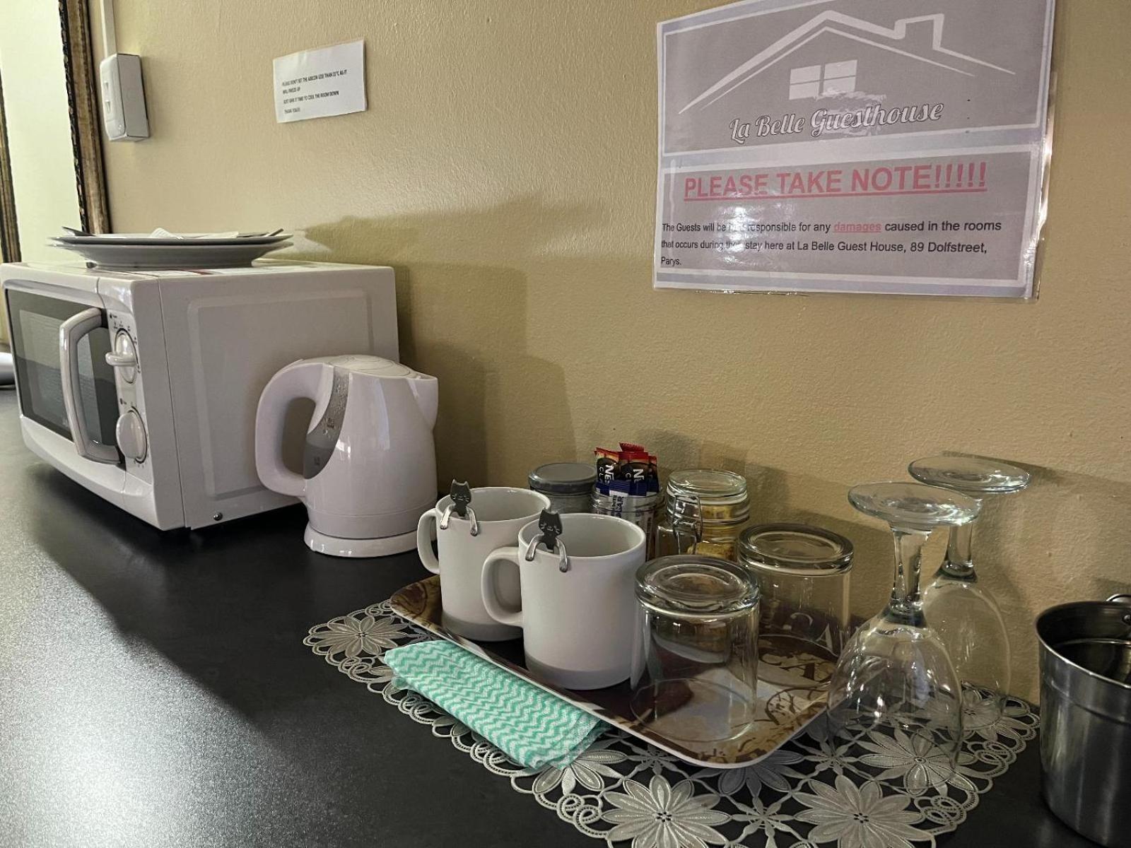 La Belle Guesthouse Parys Bilik gambar
